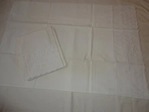 2 Kissenbezüge Vintage Springmaid Perkal cremefarben mit Augensaum - Bild 1 von 4