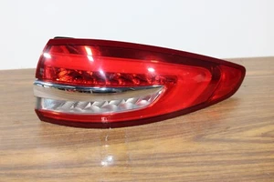 2017-2020 FORD FUSION RH PASSENGER SIDE TAILLIGHT LED OEM 🌹🌹 - Picture 1 of 9
