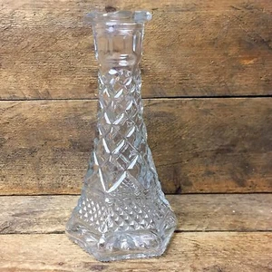 Small Glass Diamond Pattern Textured Budvase 6" H - Picture 1 of 3