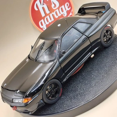 AUTOart 1/18 Nissan Skyline GT-R R32 versión color liso negro brillante 89280 Foto 1 de 4