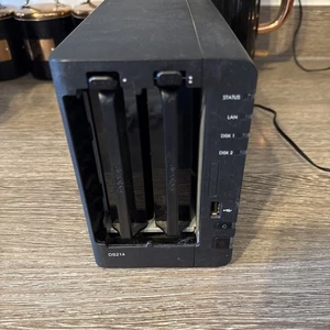 Synology NAS DS214 2 Bay NAS Server ohne Laufwerke - Bild 1 von 6