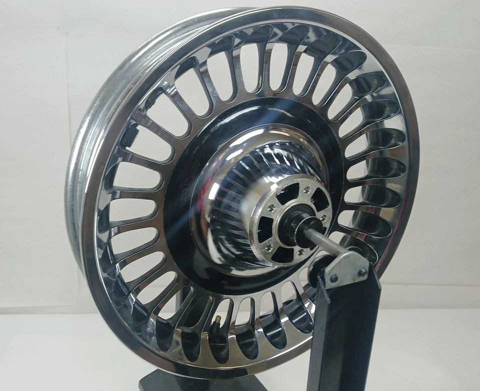 Harley-Davidson Electra Glide 2012 rueda delantera nudillo 17x3 cromo Foto 1 de 4