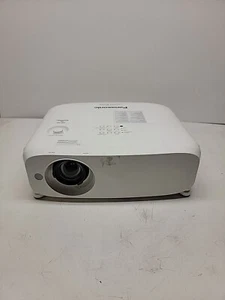 Panasonic PT-VZ575N projector With Remote For Parts - Picture 1 of 8