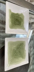 Crate & Barrel Set of 2 MCM Lemongrass Bread Plates Green Ivory Stoneware EUC - Picture 1 of 12