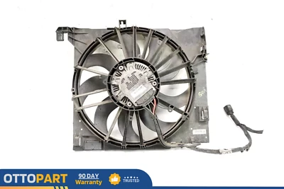 2010 - 2015 Jaguar XF 4.5L Radiator Fan Shroud With Blade & Motor Assembly OEM - Image 1 of 4
