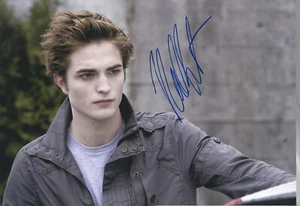 Robert Pattinson Autograph Twilight Harry Potter Breaking Dawn Autograph - Picture 1 of 1