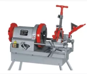 1/2" to 4" inch Pipe Threading Machine - Picture 1 of 12