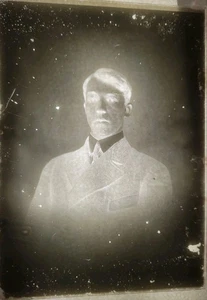 Antique GLASS NEGATIVE Man In Suit Portrait Picture Plate 5x7 - Picture 1 of 1