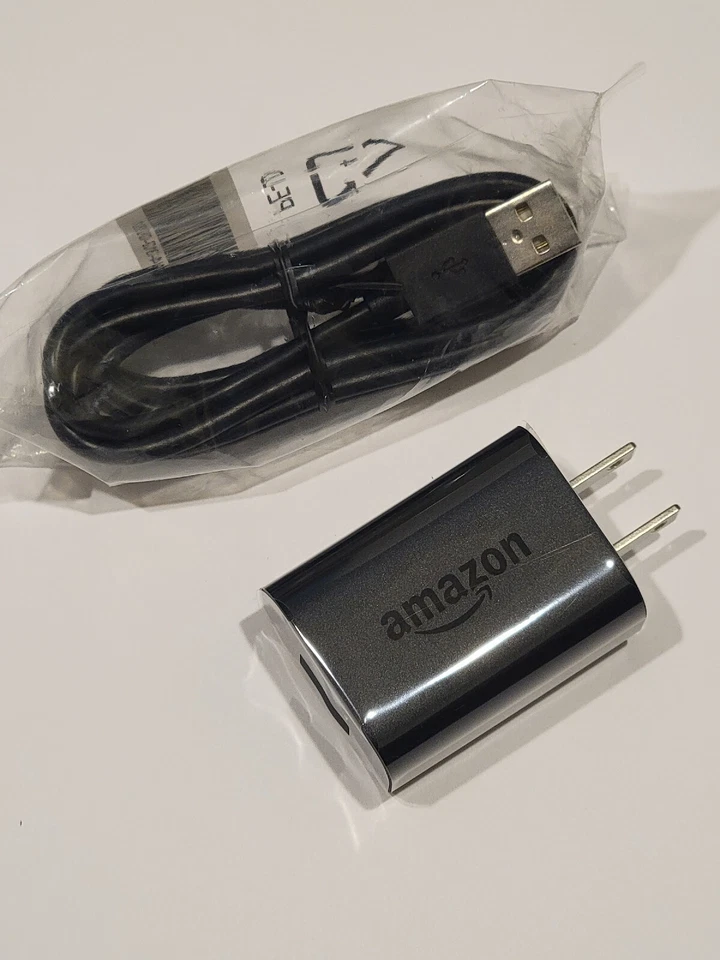 Amazon 9W Original OEM AC USB  Power Adapter With  Micro USB cable. - Image 1 of 4