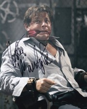 COSTAS MANDYLOR signed Autogramm 20x25cm SAW in Person autograph COA
