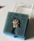 Extremely Rare NASA Flown Sterling "R" Snoopy Award Pin Last Challenger Mission?