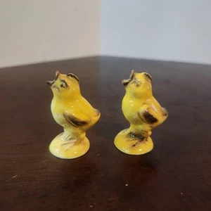 2 vintage Goebel W. Germany porcelain chicks baby chickens 2 Inch figurines - Picture 1 of 6