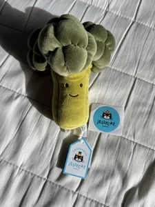 Jellycat Vivacious Brokkoli - BRANDNEU MIT ETIKETT & AUFKLEBER - 100% ORIGINAL - Bild 1 von 8