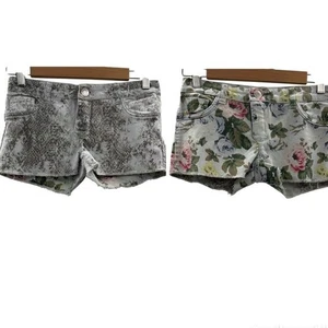 Pantalones Cortos FlipSide Para Mujer Talla 27 Reversibles Piel de Serpiente Estampado Floral Tiro Bajo Corte - Imagen 1 de 10