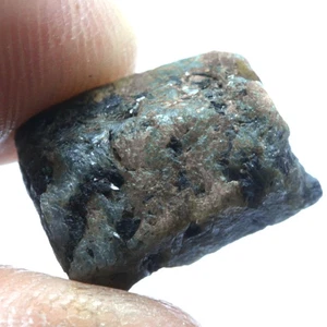 24,02 quilates Piedra preciosa sin calentar zafiro azul verde áspero natural de la mina Mozabique - Imagen 1 de 7
