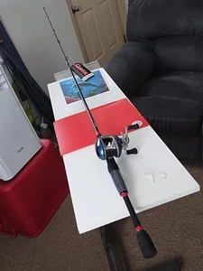 Baicasting Fishing Rod Quantum Pulse 6'6" MH 10-20lb And Reel Tournament - Picture 1 of 15