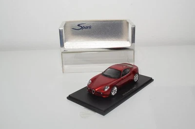 B96 1:43 SPARK S0396 ALFA ROMEO 8C 8 C 2004 MET. ROSSO NMIB - Immagine 1 di 4