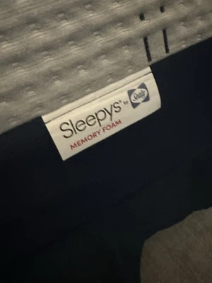 12” Sleepys Sealy Memory foam mattress- Excellent Condition Pick Up Only - Image 1 of 3
