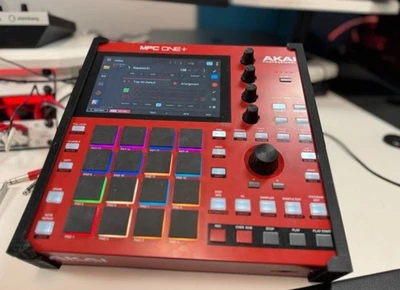 Akai MPC One Plus - Bild 1 von 4