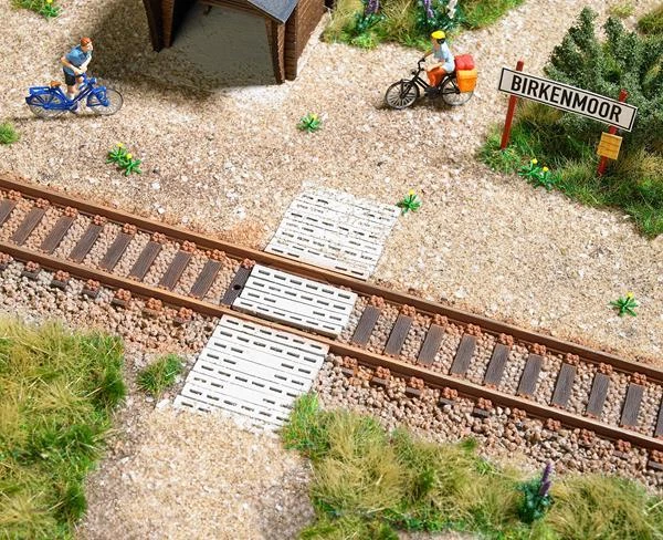 ELEMENTOS DE CRUCE DE HORMIGÓN (40 piezas) calibre HO/OO Busch 1107 Foto 1 de 1