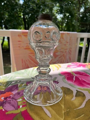 Lámpara de aceite de ballena escasa - temprana con base ancha Foto 1 de 4