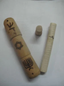 Komplette Mezuzah = Mezuzah Pergamenthandschrift + Etui Handarbeit Olivenholz - Bild 1 von 3