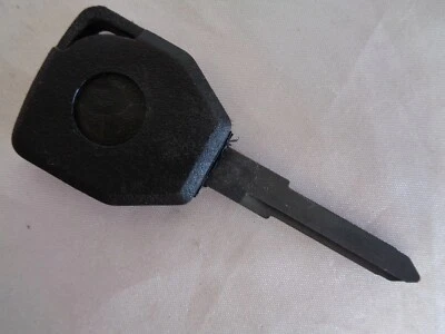 LLAVE EN BLANCO ORIGINAL JAGUAR XJ XJ6 XJ12 XJ40 88 89 SIN CORTAR JLM1149 Foto 1 de 4
