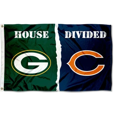 Bandera de rivalidad dividida Green Bay Packers vs. Chicago Bears House Foto 1 de 4