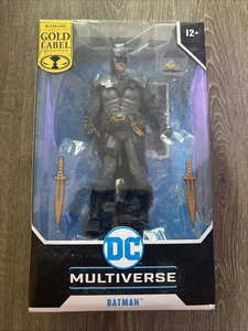 DC Multiverse BATMAN Diseñado por Todd McFarlane Gold Label Collection Walmart - Imagen 1 de 7