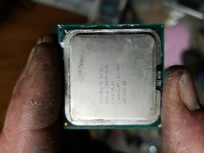 Intel '05 Q6700 Intel Core 2 Quad 2.66ghz/8m/1 066/05A Foto 1 de 4