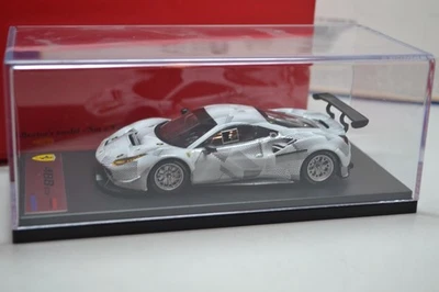LOOKSMART MODELS -  FERRARI 488 GT3  - WHITE  - 1:43 SCALE MODEL CAR LSRC18 - Image 1 of 4