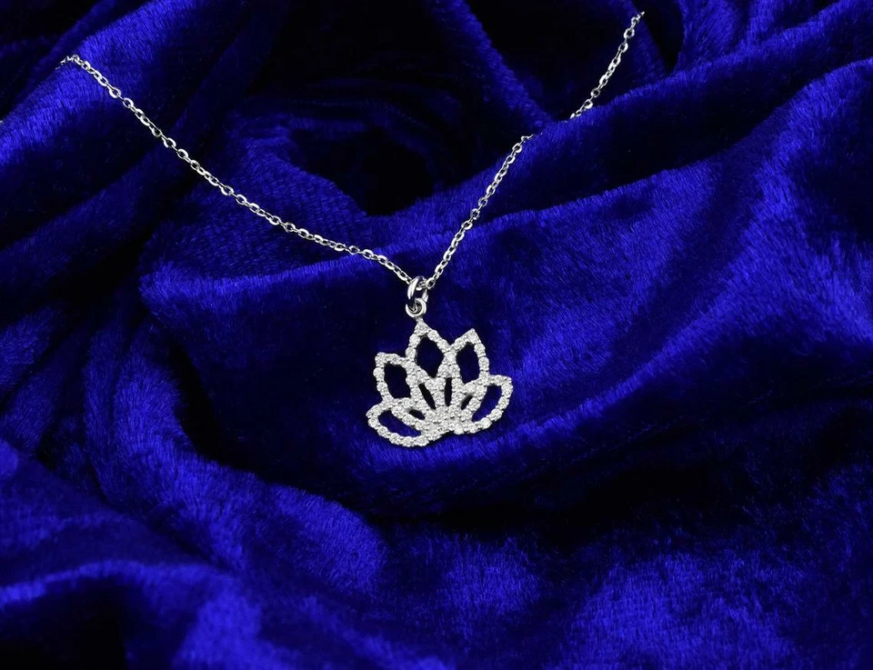 0.25Carat Round White Diamond Accented Lotus Charm Pendent 14K White Gold Plated Foto 1 de 1