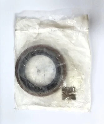 [MOPAR 5015618AB] Sello de engranaje de piñón de transmisión para Dodge Ram 2500 3500 Quad 2000-2001 Foto 1 de 2