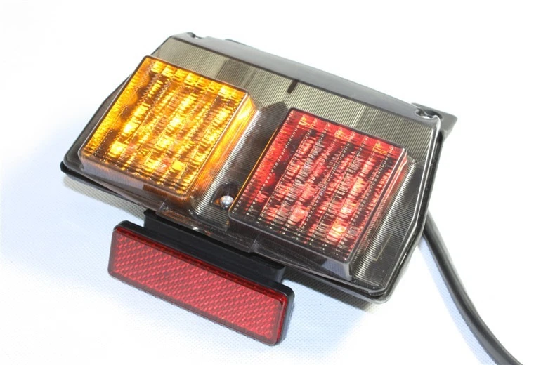 Luz trasera LED de humo señal de giro de freno para 94-03 Ducati 748 916 996 /02-04 998 Foto 1 de 4