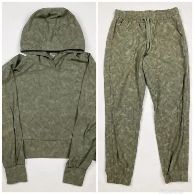 Conjunto de 6 Pulloveres Sudadera con Capucha Athleta Estampado Farallón Verde Camuflaje M Mujeres Foto 1 de 4