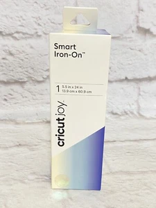 Circut Joy Smart Holographic Iron On Vinyl Roll 5.5"x24" Translucent Blue - Imagen 1 de 2