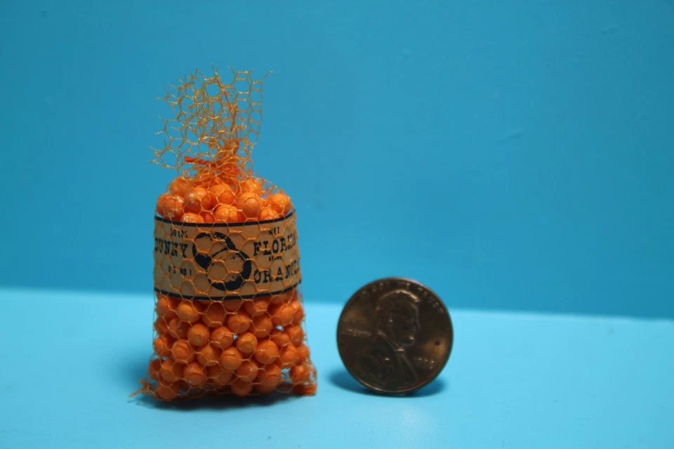 HANDLEY Dollhouse Miniature Realistic Fruit Sack of Oranges MUL1303