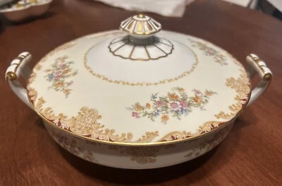 noritake Mystery 175 Round Covered Vegetable Bowl with Lid- 8-3/8 Inch - Image 1 of 4