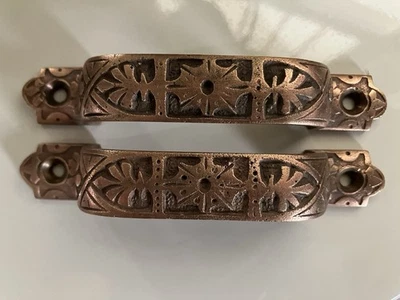 (2) Alças antigas de latão bronze Eastlake gaveta vitoriana janela puxa exclusivas - Imagem 1 de 4