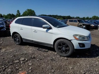 Air Cleaner XC70 3.2L Fits 08-15 VOLVO 70 SERIES 2488059 - Image 1 of 4