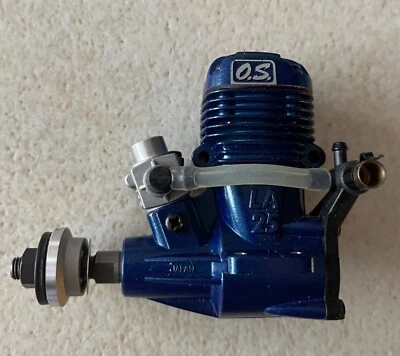 OS Max 25LA 12350 Engine Pre-owned - Image 1 of 4