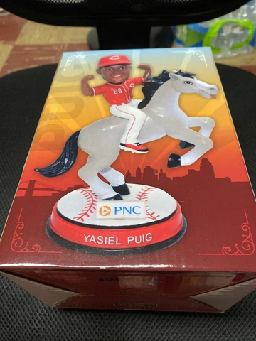 Yasiel Puig Cincinnati Reds Bobblehead Cover