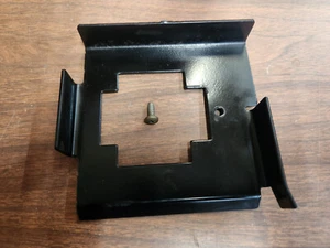Soporte de soporte de desenganche de correa de engranaje hidráulico para tractor de césped Cub Cadet LGT1054 - Imagen 1 de 7
