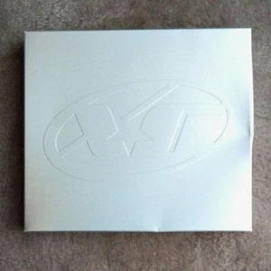 XG 3rd Single Album Shooting Star Official CD Box From Japan - Picture 1 of 5