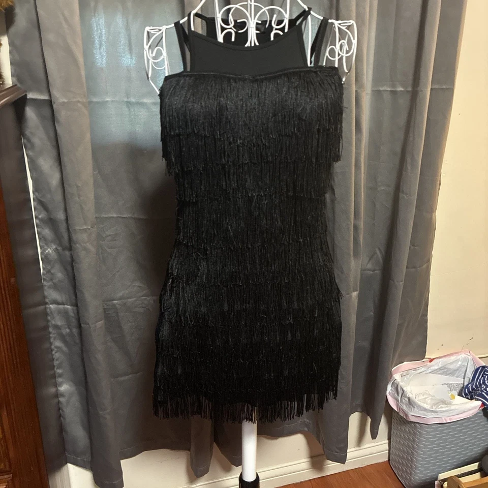 Mini Vestido Dreamgirl Negro Flecos Aleta Talla Única  Foto 1 de 3