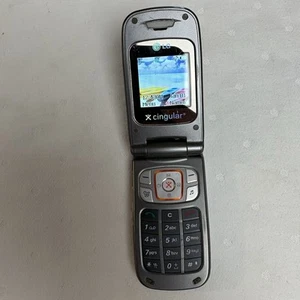 LG C1500 Gray and Silver Cingular Flip Cell Phone W/Travel Charger WORKS - Picture 1 of 9