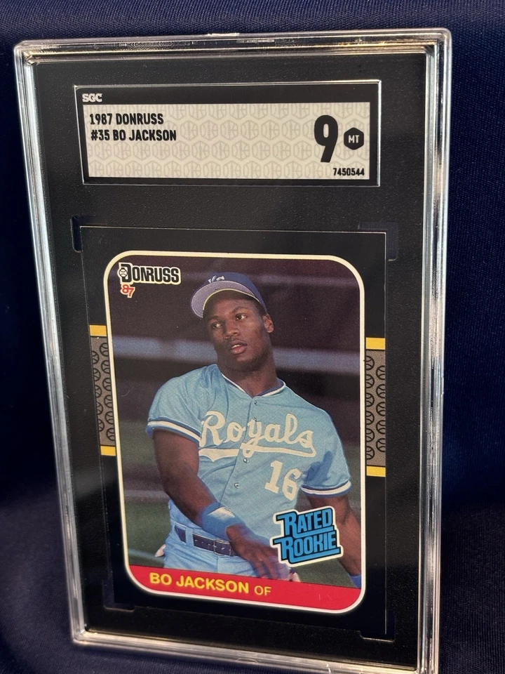 Tarjeta de novato Bo Jackson 1987 Donruss #35 SGC 9 como nueva KC Royals Foto 1 de 2