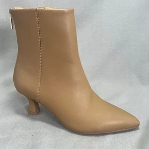 LC Lauren Conrad Idinaa Kitten Heel Ankle Boots Tan Pointed Toe Rear Zip 5M - Picture 1 of 13
