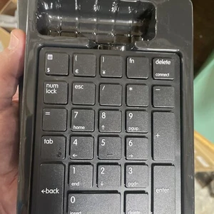 Habit Mini Numeric Keypad No Cord - Picture 1 of 2