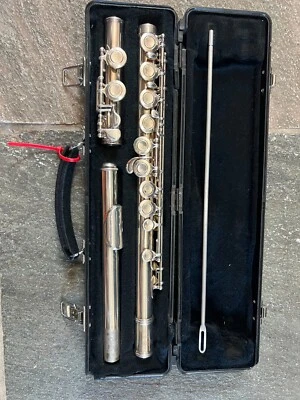 Flauta Selmer 302 con estuche rígido. Hecho en USA Foto 1 de 4